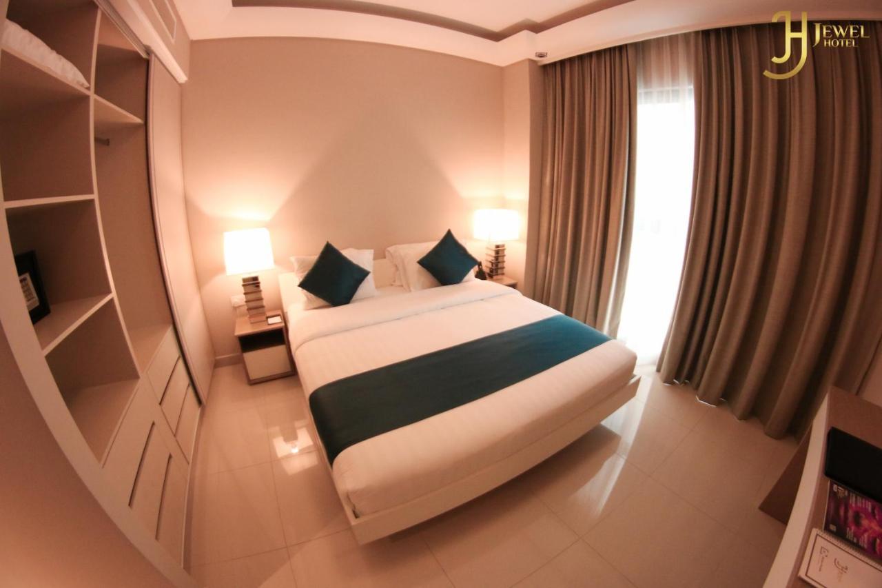 Sunday Luxury Downtown Adliya Formerly Jewel Hotel Манама Екстер'єр фото