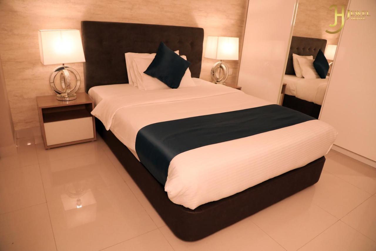 Sunday Luxury Downtown Adliya Formerly Jewel Hotel Манама Екстер'єр фото