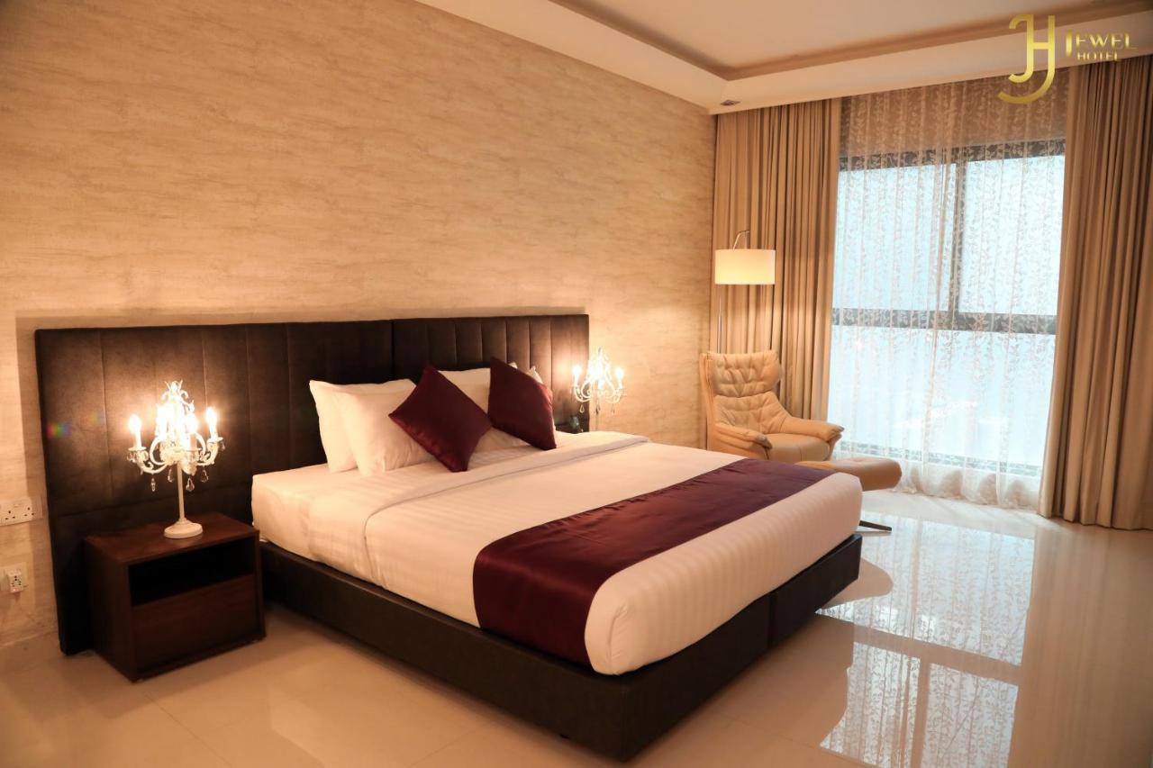 Sunday Luxury Downtown Adliya Formerly Jewel Hotel Манама Екстер'єр фото
