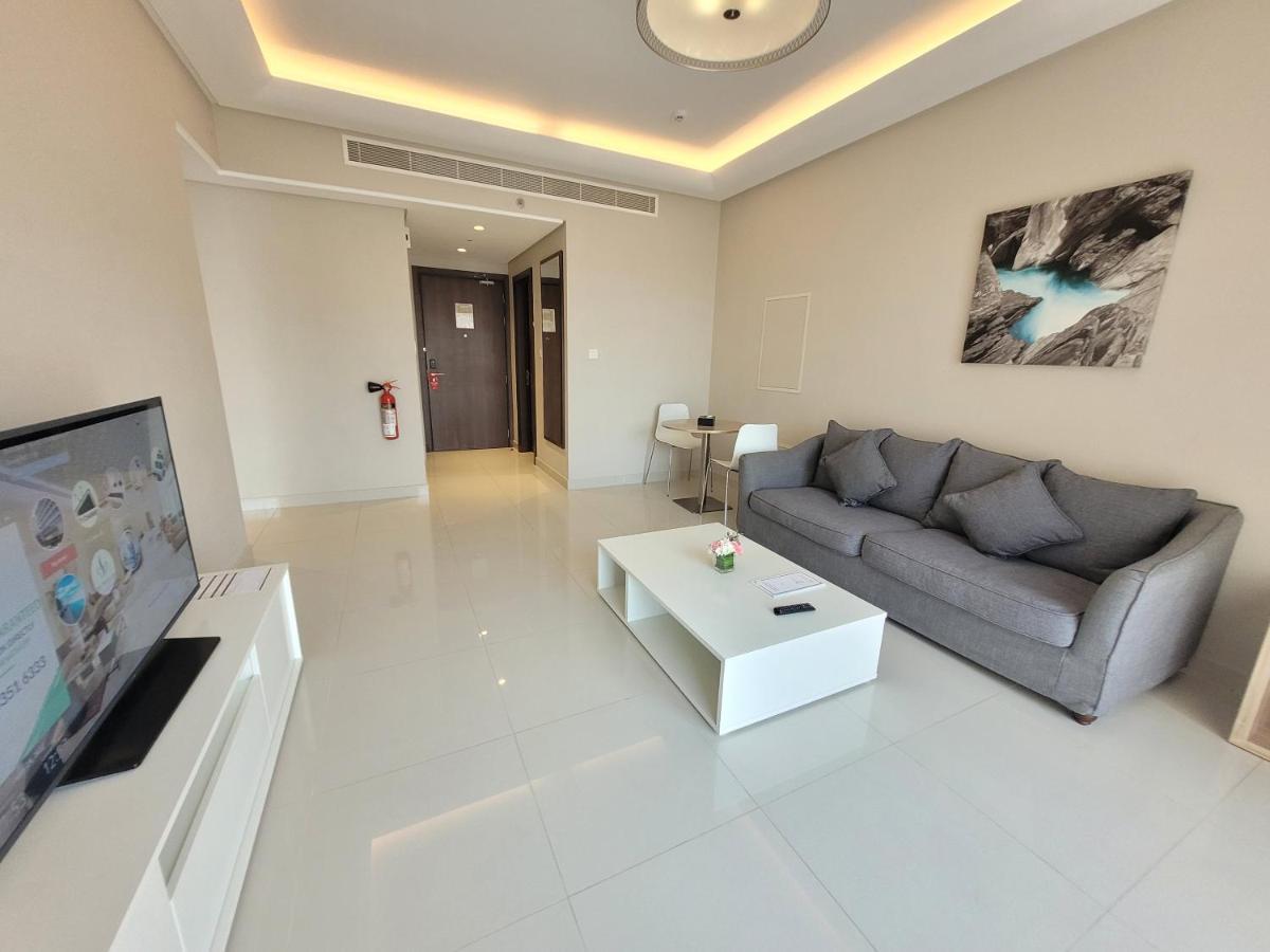 Sunday Luxury Downtown Adliya Formerly Jewel Hotel Манама Екстер'єр фото